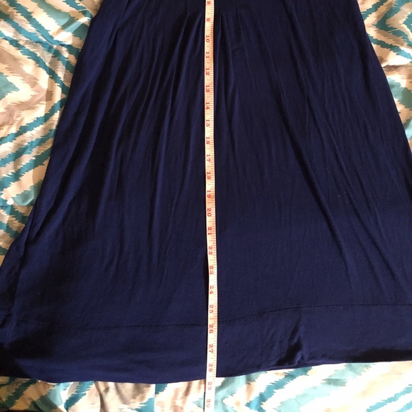 Express Dress - Picture 4 of 5